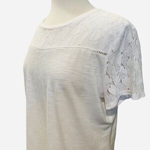 Liz Claiborne Plus Size  White Short Sleeve T-shirt with Lace size PXXL